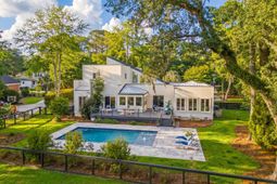 1015 Casseque Province photo 4