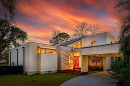 1015 Casseque Province photo 4