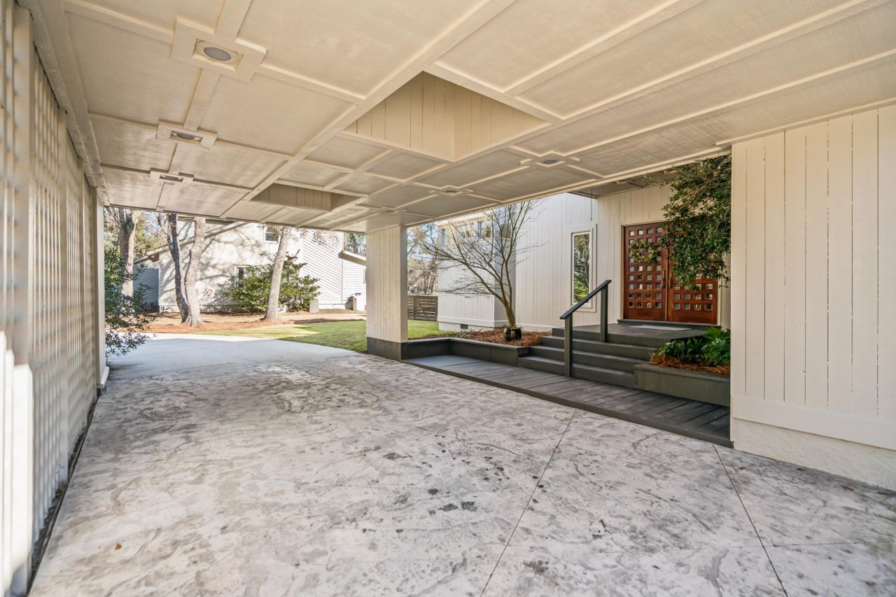 1015 Casseque Province Photo 57