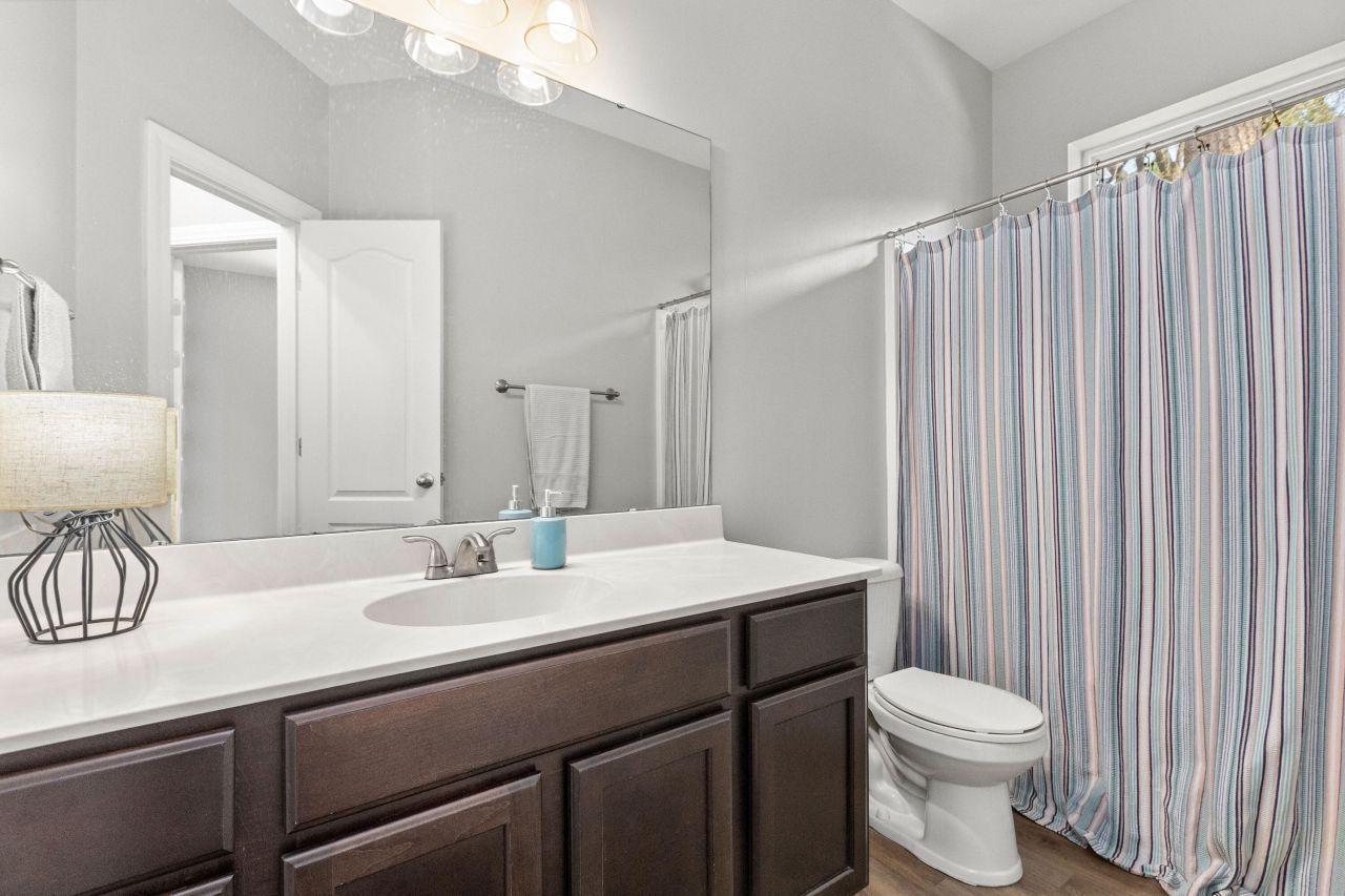 8474 Athens Way Photo 24