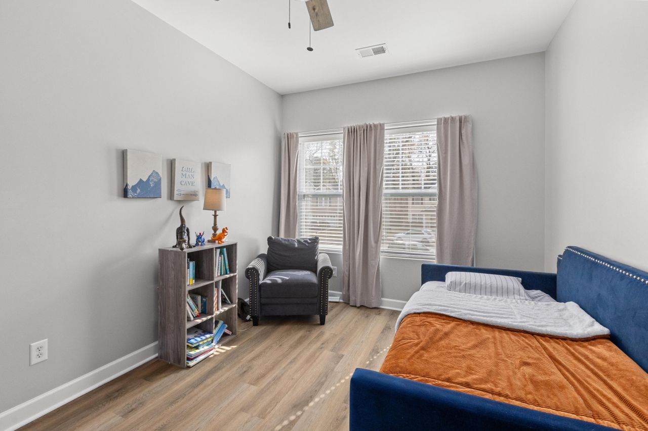 8474 Athens Way Photo 26