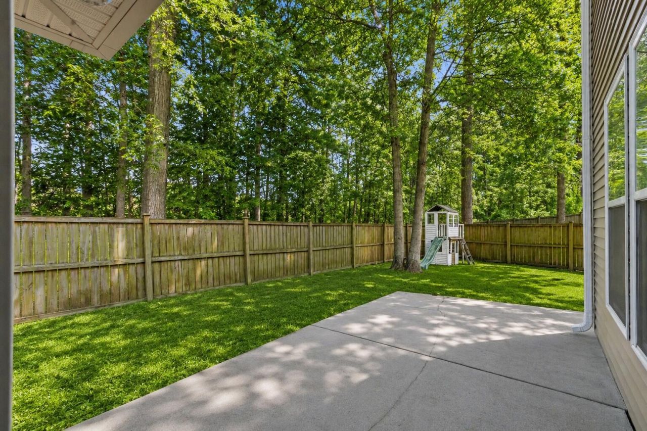 8474 Athens Way Photo 26