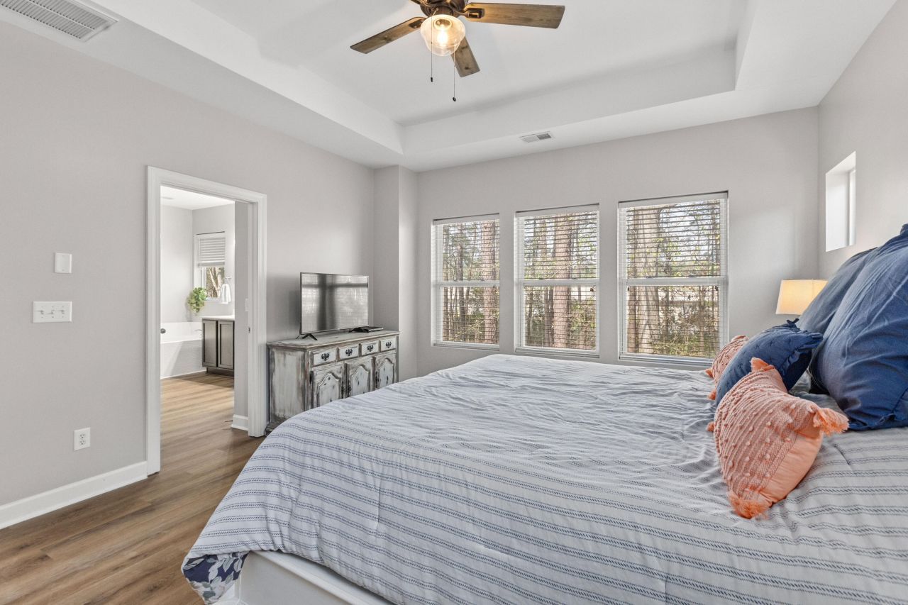 8474 Athens Way Photo 28