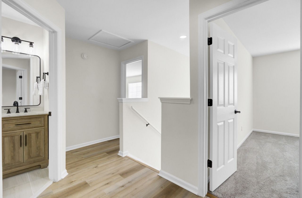 203 Aztec Court Photo 16