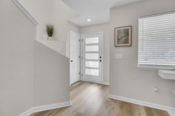 203 Aztec Court photo 4