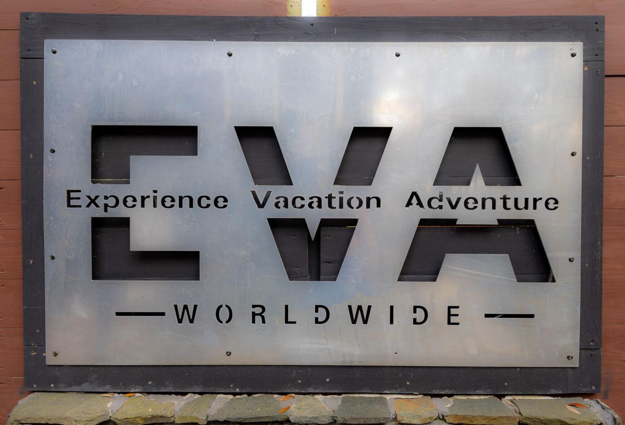 2647 Bonds Avenue Photo 11