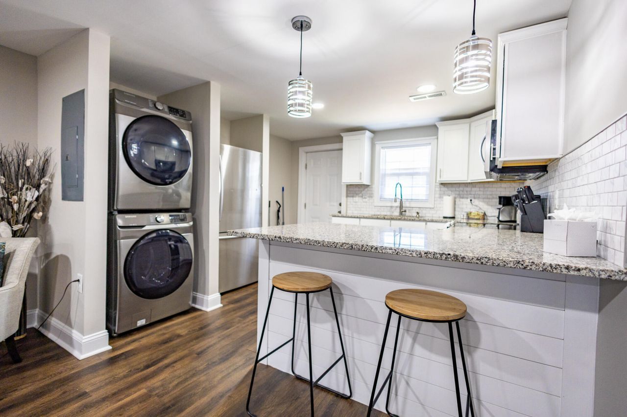 2647 Bonds Avenue Photo 22