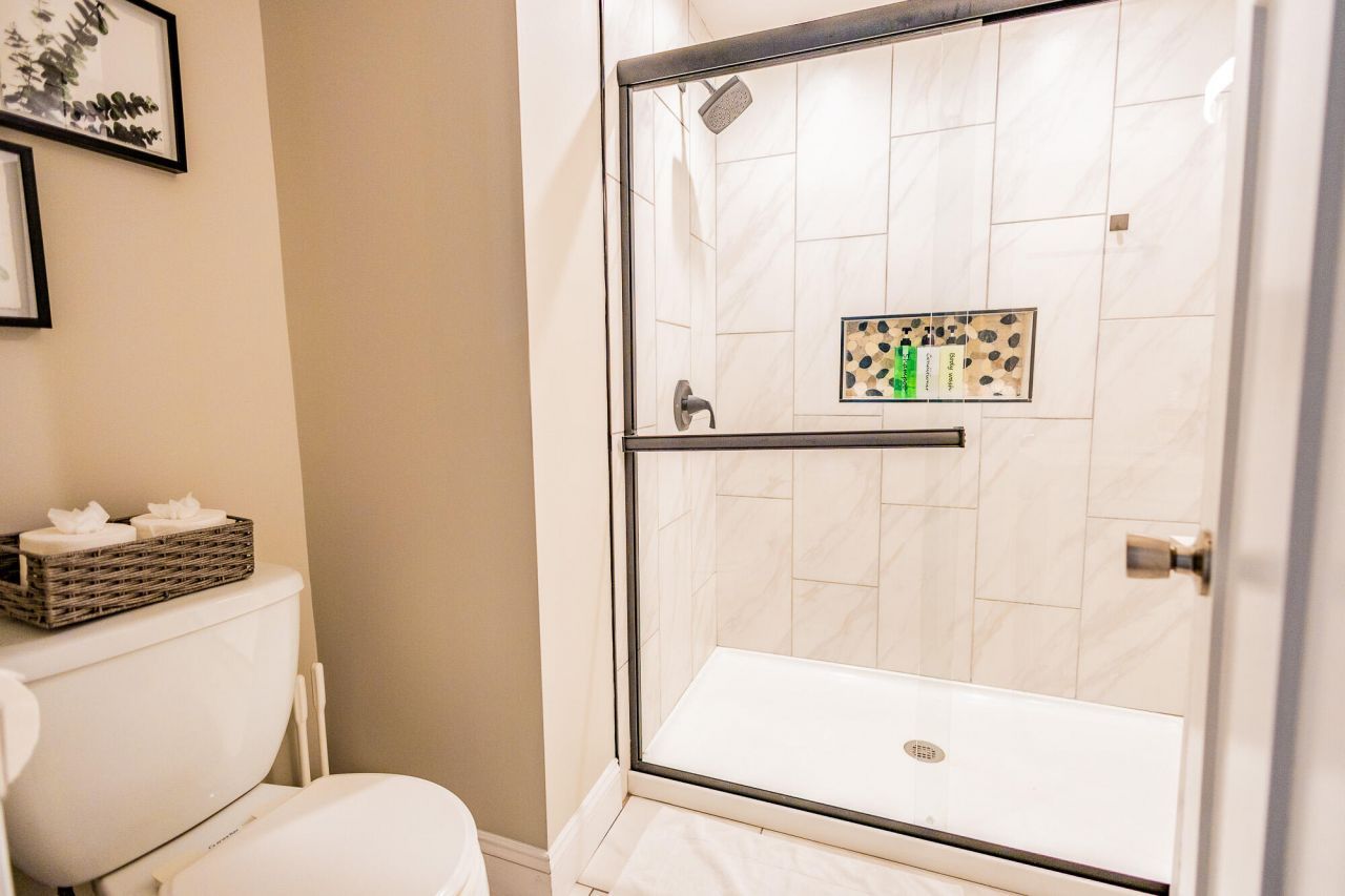 2647 Bonds Avenue Photo 29