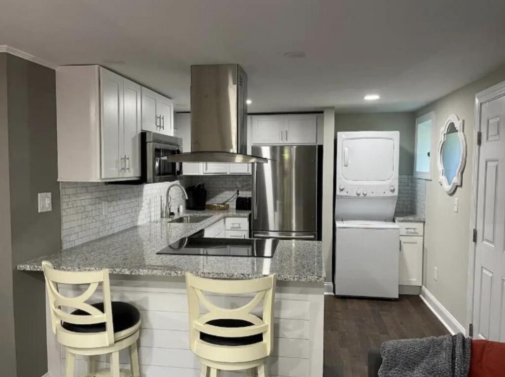 2647 Bonds Avenue Photo 33