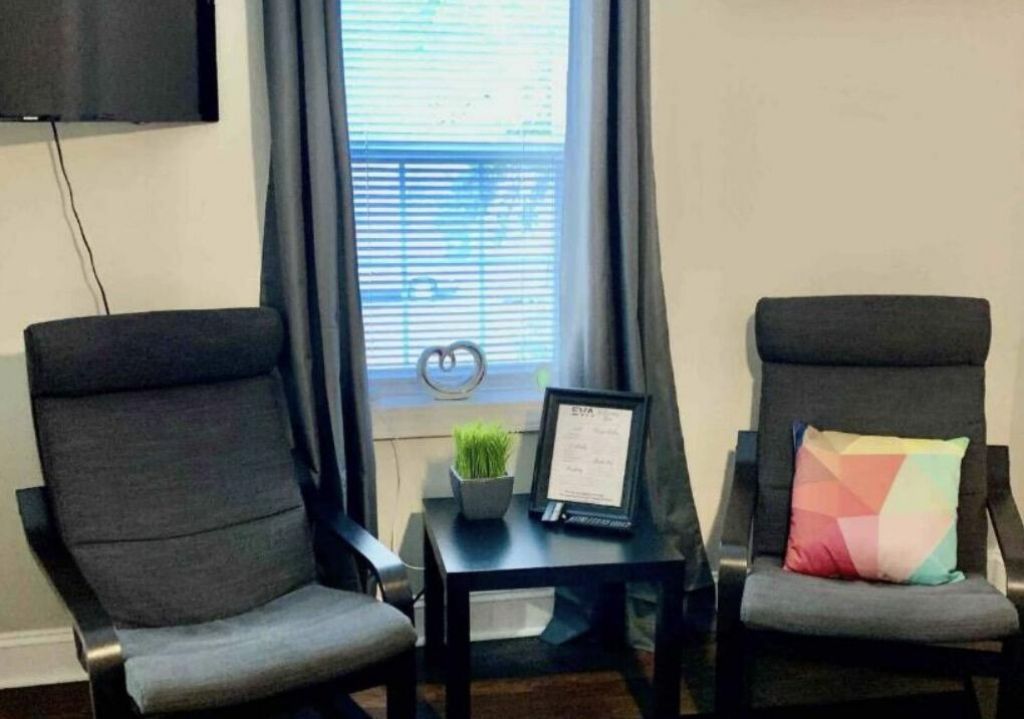 2647 Bonds Avenue Photo 40