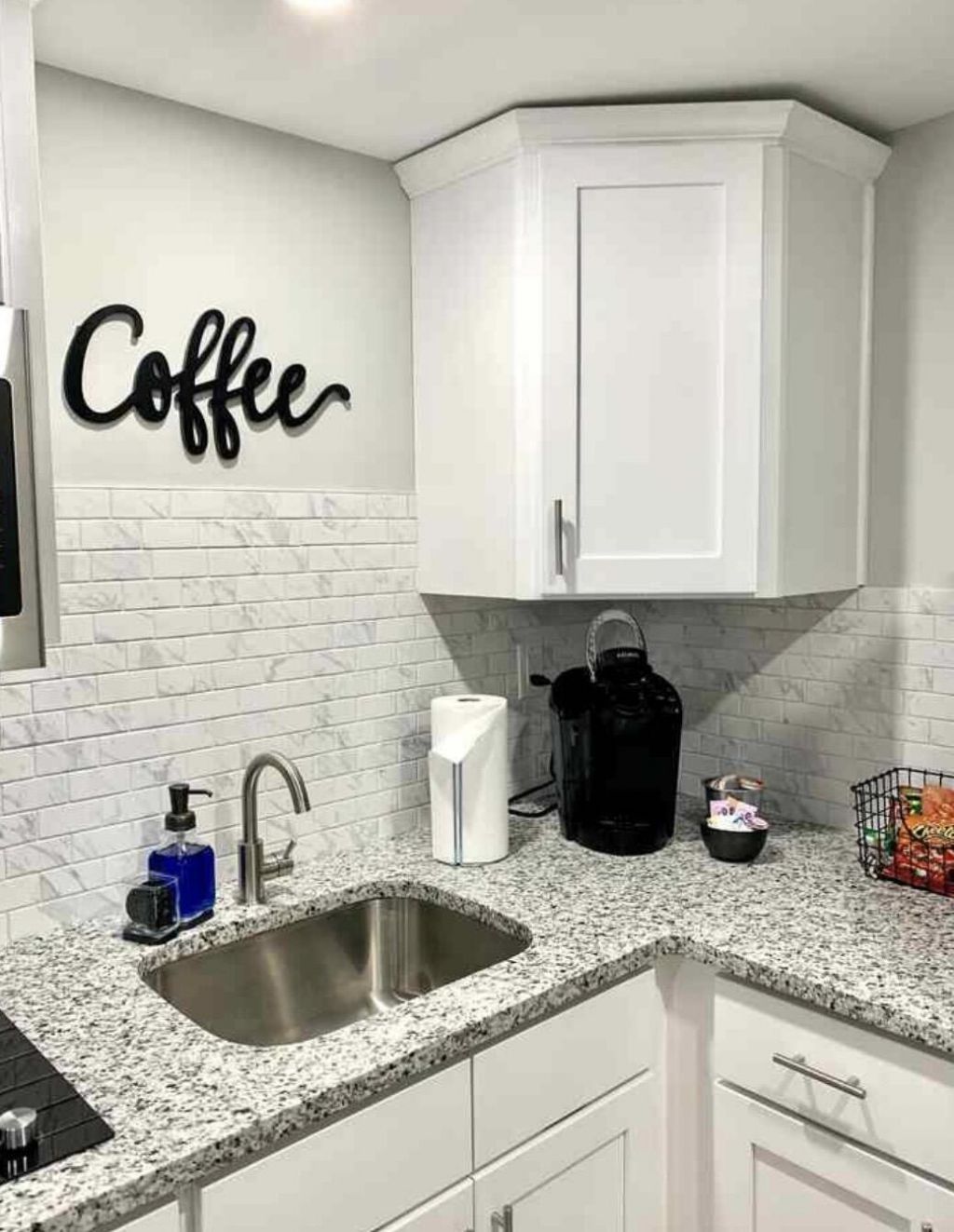 2647 Bonds Avenue Photo 81