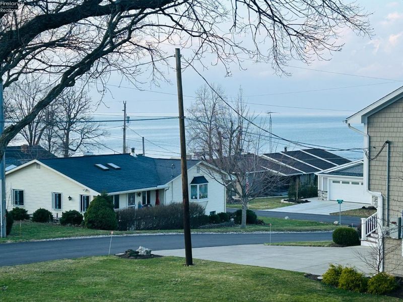 502 Stone, Marblehead, OH 43440 Photo 4