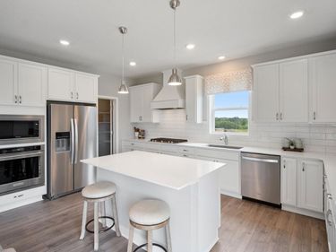 1647 Zumbro Avenue , Shakopee, MN 55379