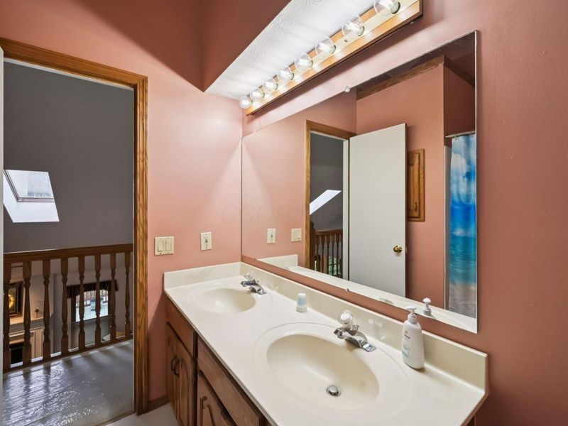 8245 Markhaven Court, Columbus, OH 43235 Photo 41