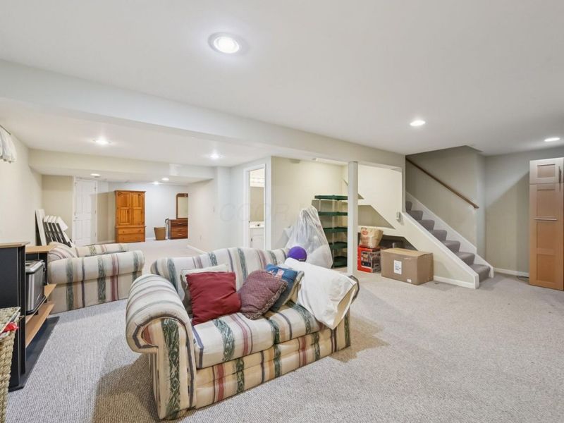 8245 Markhaven Court, Columbus, OH 43235 Photo 43