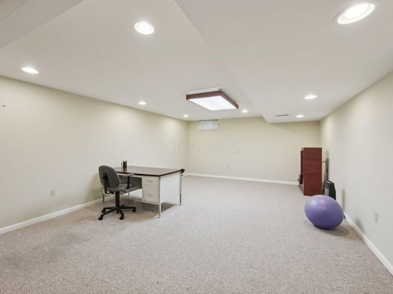 8245 Markhaven Court, Columbus, OH 43235 Photo 47