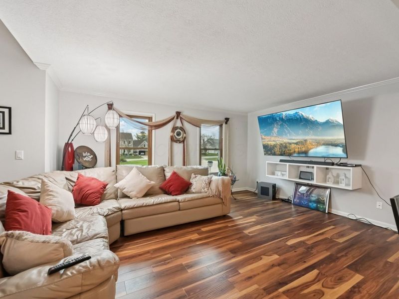 8245 Markhaven Court, Columbus, OH 43235 Photo 6