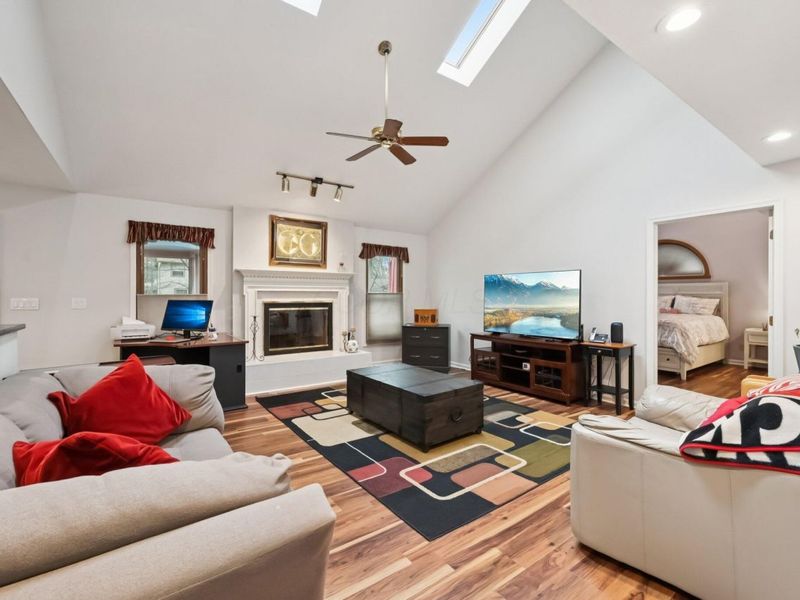 8245 Markhaven Court, Columbus, OH 43235 Photo 8