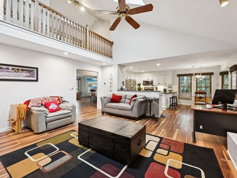 8245 Markhaven Court, Columbus, OH 43235 Photo 9