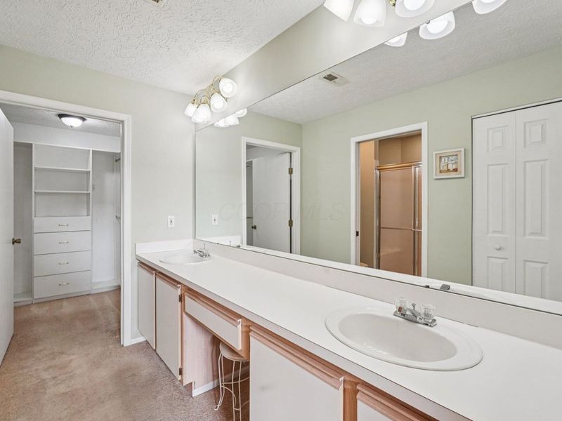 6370 Pinehurst Pointe, Westerville, OH 43082 Photo 15