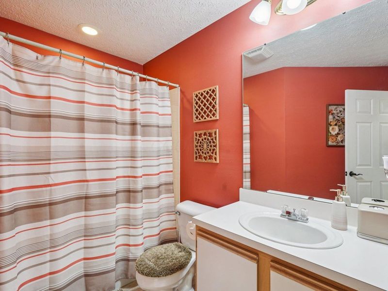 6370 Pinehurst Pointe, Westerville, OH 43082 Photo 25