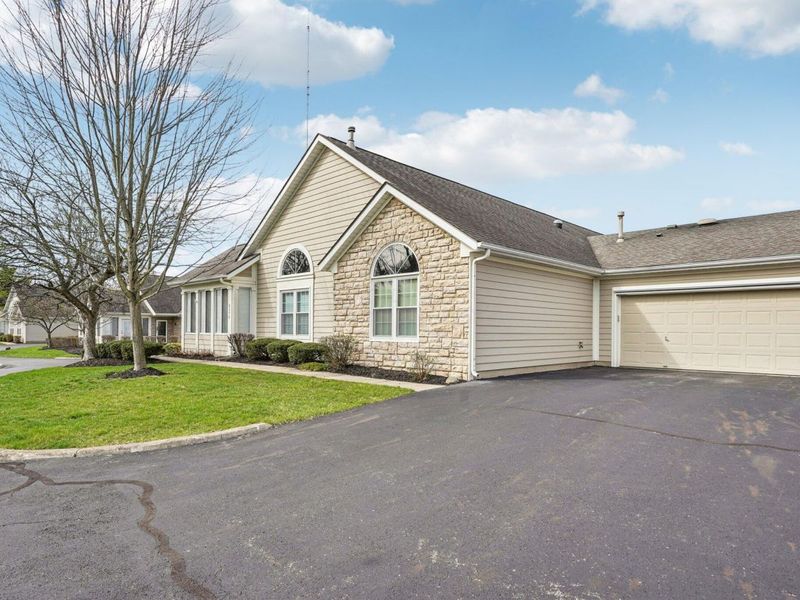 6370 Pinehurst Pointe, Westerville, OH 43082 Photo 29