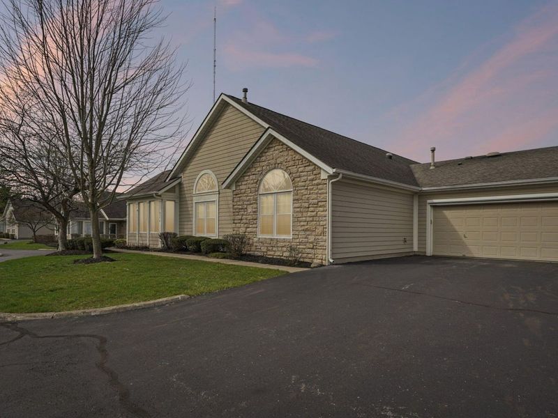 6370 Pinehurst Pointe, Westerville, OH 43082 Photo 31