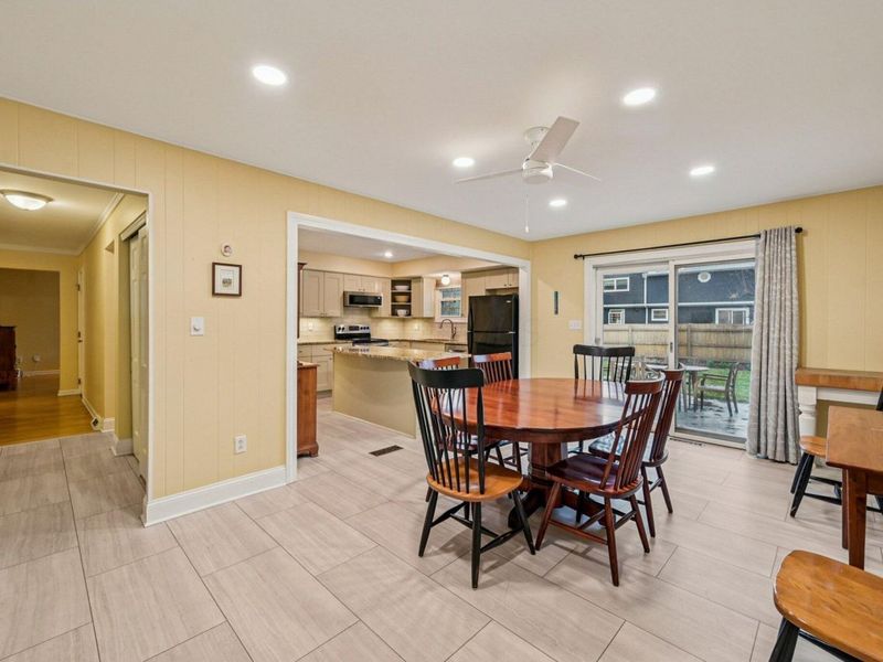 8207 Copperfield Drive, Columbus, OH 43235 Photo 12