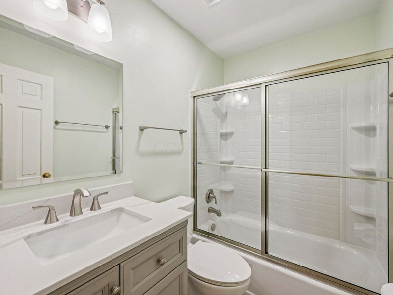 8207 Copperfield Drive, Columbus, OH 43235 Photo 22