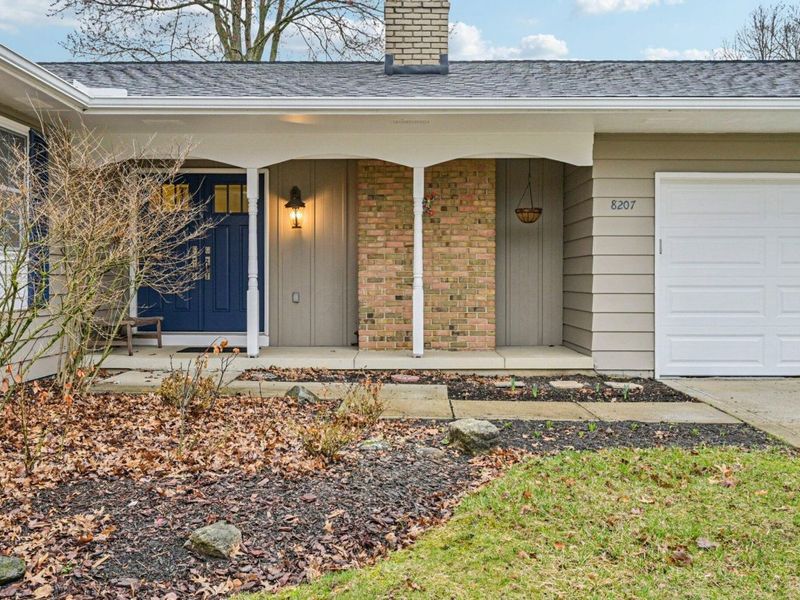 8207 Copperfield Drive, Columbus, OH 43235 Photo 3