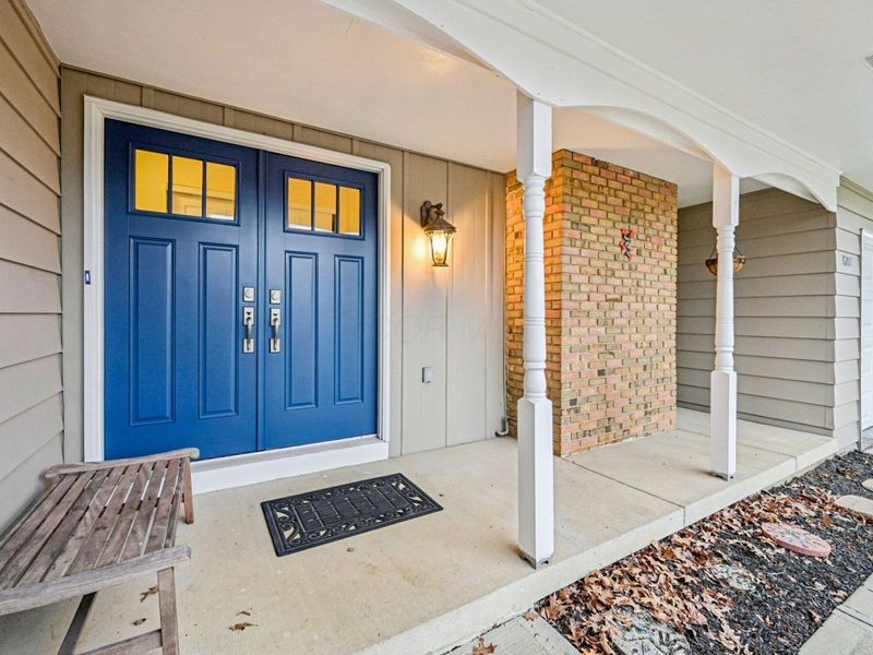 8207 Copperfield Drive, Columbus, OH 43235 Photo 4