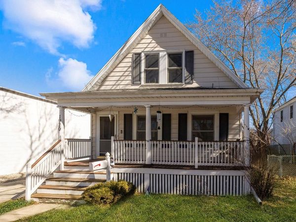 1920 S 90th STREET, West Allis, WI 53227