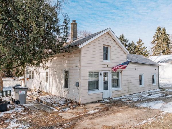 N6335 County Road E, Oconomowoc, WI 53066