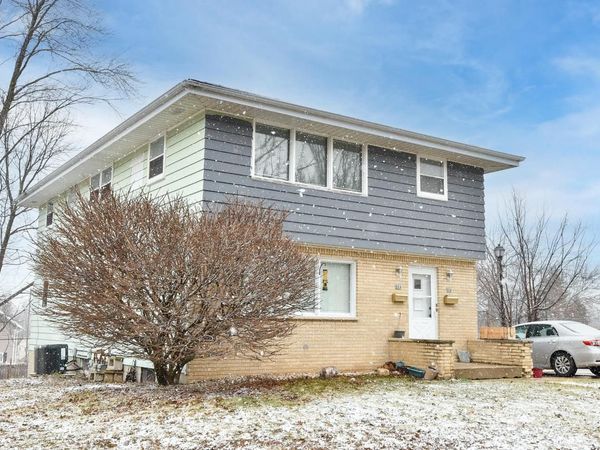 804 John STREET, Waukesha, WI 53188