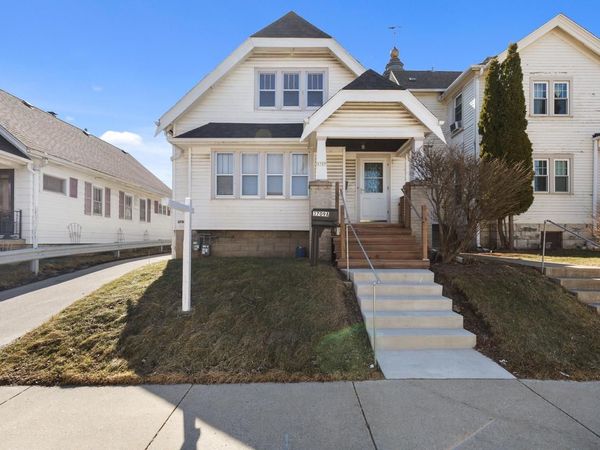 3709 W Miller LANE, Milwaukee, WI 53208