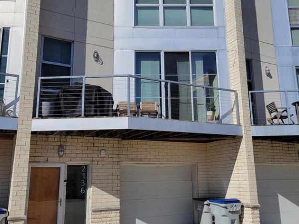 2136 N Commerce STREET, Milwaukee, WI 53212