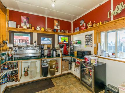 192 Main Street, Chester, CA 96020 Photo