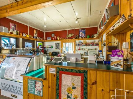 192 Main Street, Chester, CA 96020 Photo