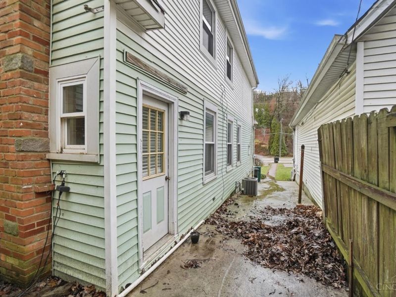 550 Delta Avenue, Cincinnati, OH 45226 Photo 40