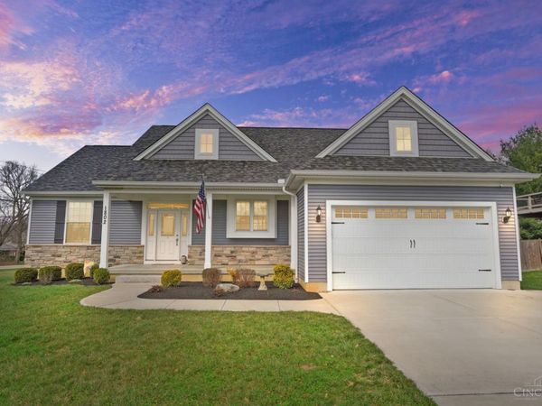 1802 Chapel Woods Drive, Batavia Twp, OH 45103