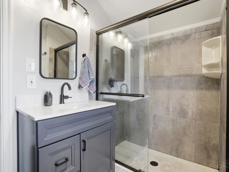 1075 Coronado Avenue, Cincinnati, OH 45238 Photo 21