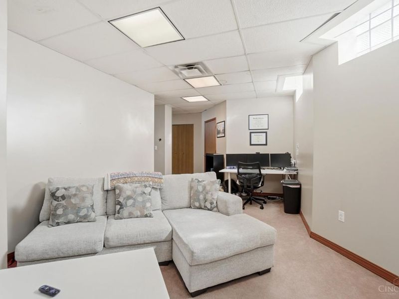 1075 Coronado Avenue, Cincinnati, OH 45238 Photo 29