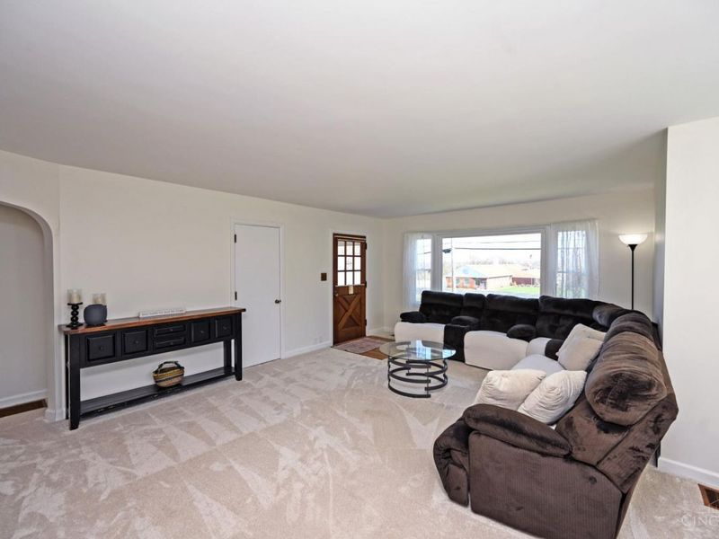 11911 Pippin Road, Colerain Township, OH 45231 Photo 7