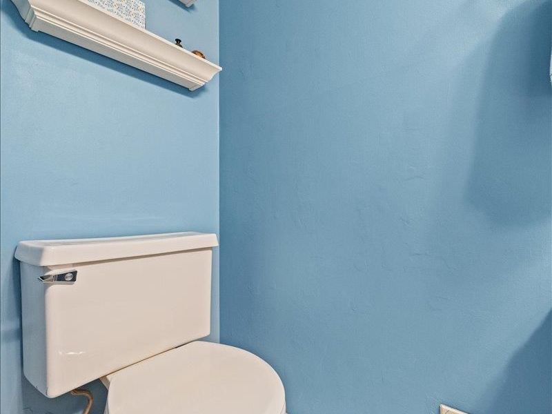 8175 Timbercreek Drive, Anderson Twp, OH 45244 Photo 18