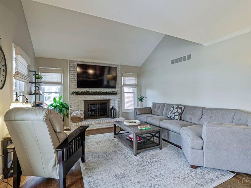 8096 Pineterrace Drive, Anderson Twp, OH 45255 Photo 10