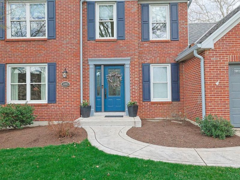 8096 Pineterrace Drive, Anderson Twp, OH 45255 Photo 3