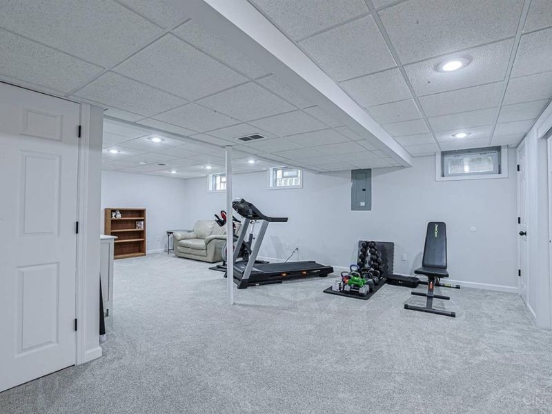 8096 Pineterrace Drive, Anderson Twp, OH 45255 Photo 36