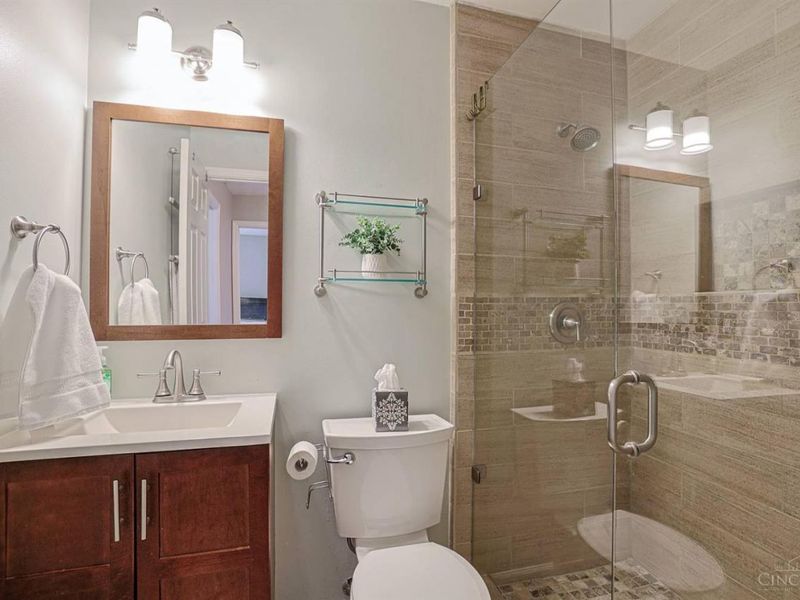 8096 Pineterrace Drive, Anderson Twp, OH 45255 Photo 38