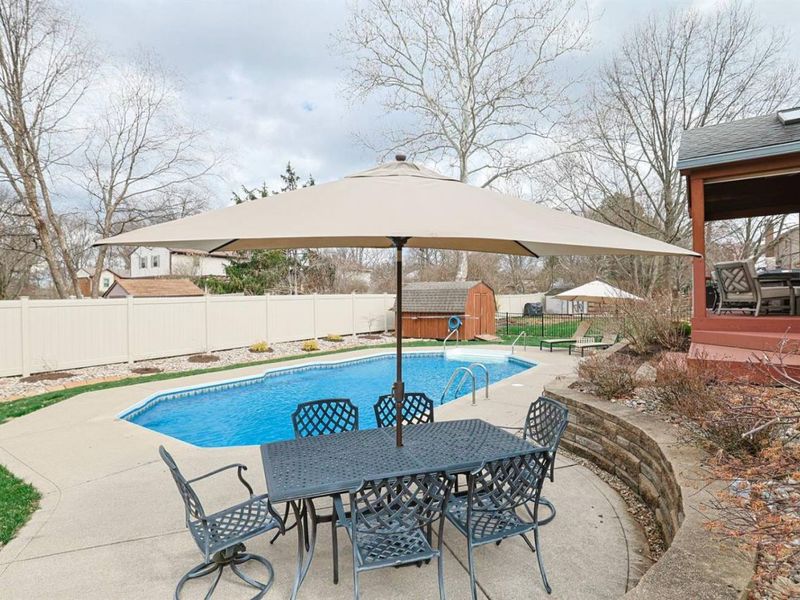 8096 Pineterrace Drive, Anderson Twp, OH 45255 Photo 43