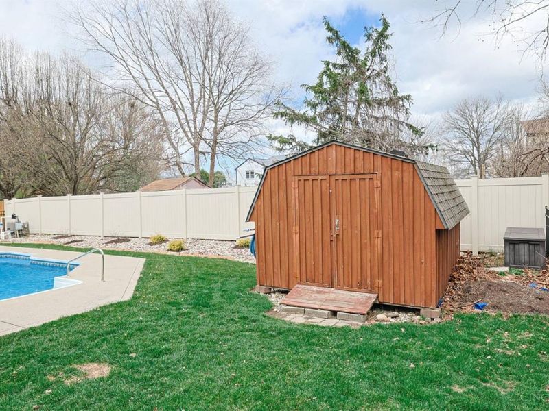 8096 Pineterrace Drive, Anderson Twp, OH 45255 Photo 51